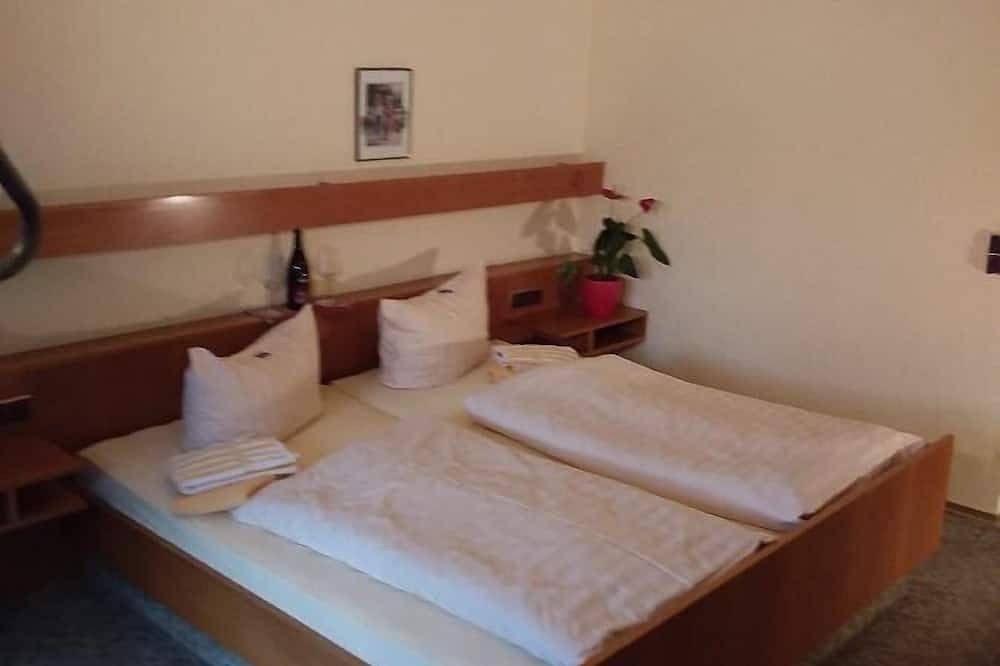 Apartamento inteiro, Apartamento (65m²) para 4 pessoas com dois banheiros in Bischofsmais, Baviera Oriental