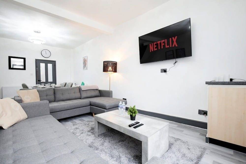 Horwich House | 2Br | Near Bolton Football Stadium in Horwich, Bolton