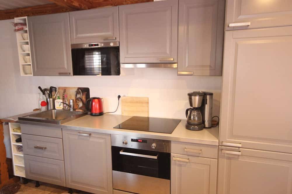 Apartamento entero, Cómodo apartamento para 12 pers con balcones, parking, cerca del pueblo y pistas in Parque Nacional de Vanoise