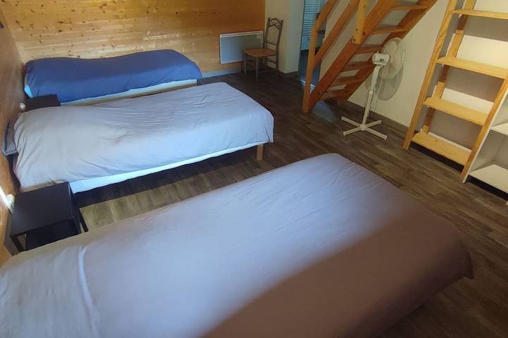 Location de vacances pour 15 personnes, avec jardin et terrasse à Urzy - 2