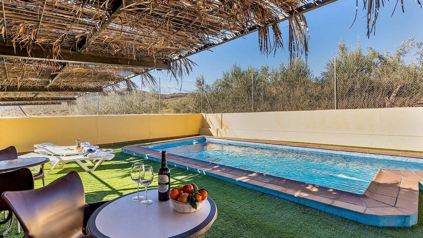 Casa rural para 10 personas, con balcón/terraza y piscina, Se admiten mascotas en Íllora - 2