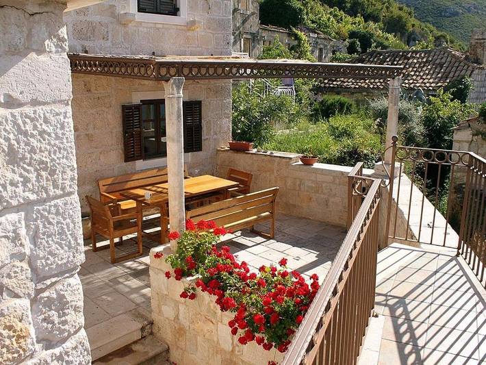 Villa pour 8 personnes, avec vue ainsi que jardin et piscine à Viganj - 4