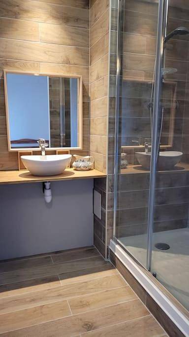 Location de vacances pour 12 personnes, avec piscine et jardin à Le Cailar - 4