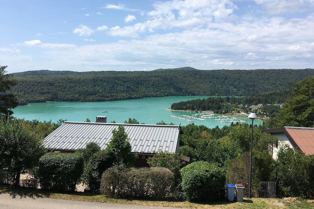 Maison lac de vouglans in Charchilla, Lac de Vouglans