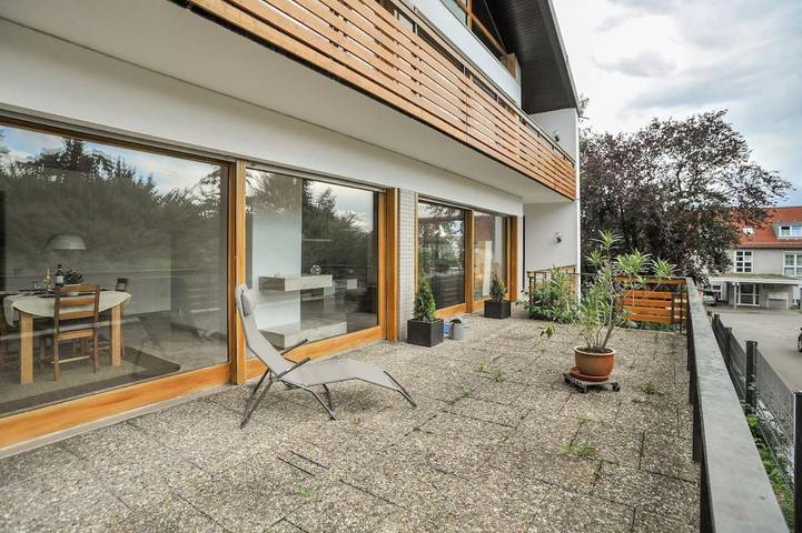 Ferienwohnung für 4 Personen, mit Balkon und Terrasse sowie Garten in Bad Cannstatt - 3