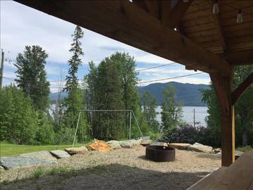 Cottage for 5 People in Shuswap Lake, Canadian Rocky Mountains, Photo 1