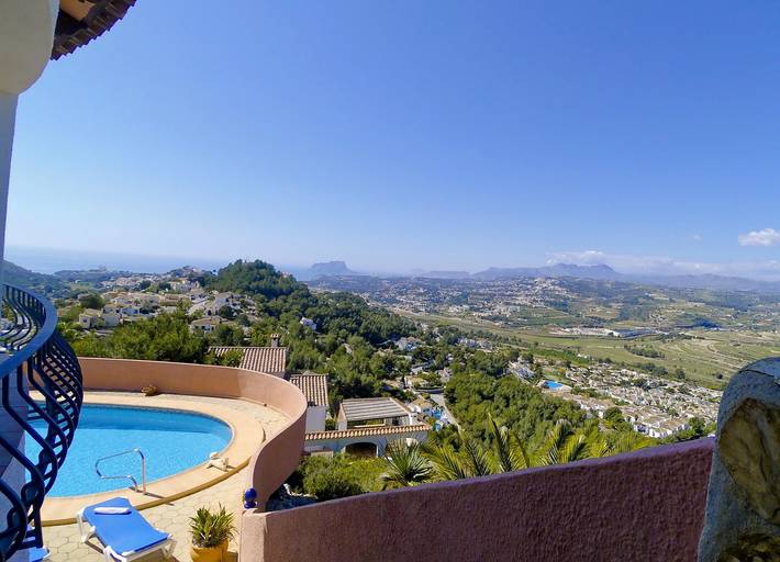 Casa rural para 6 personas, con vistas al mar además de jardín y piscina, Se admiten mascotas en Benitachell - 4