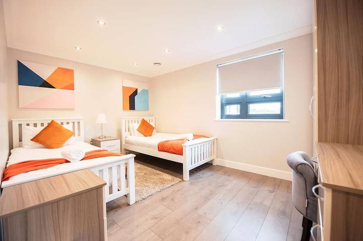 Apartment for 4 people, with balcony in Reading
