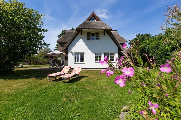Ferienhaus für 4 Personen, mit Garten in Ahrenshoop