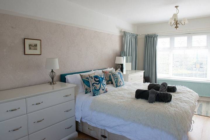 Mumbles - House - Seaside - Sleeps11 - Petfriendly in Swansea region