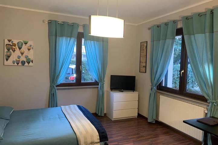 Location de vacances pour 4 personnes, avec terrasse ainsi que jacuzzi et jardin à Varèse - 3