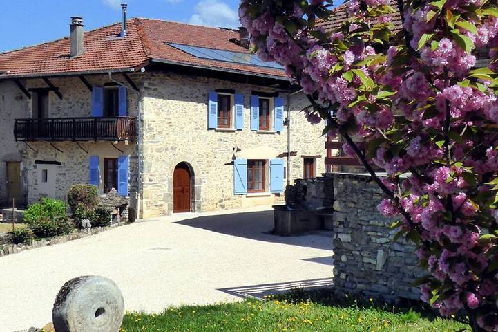 Location de vacances pour 6 personnes, avec Balcon et Jardin dans Saint-Maximin