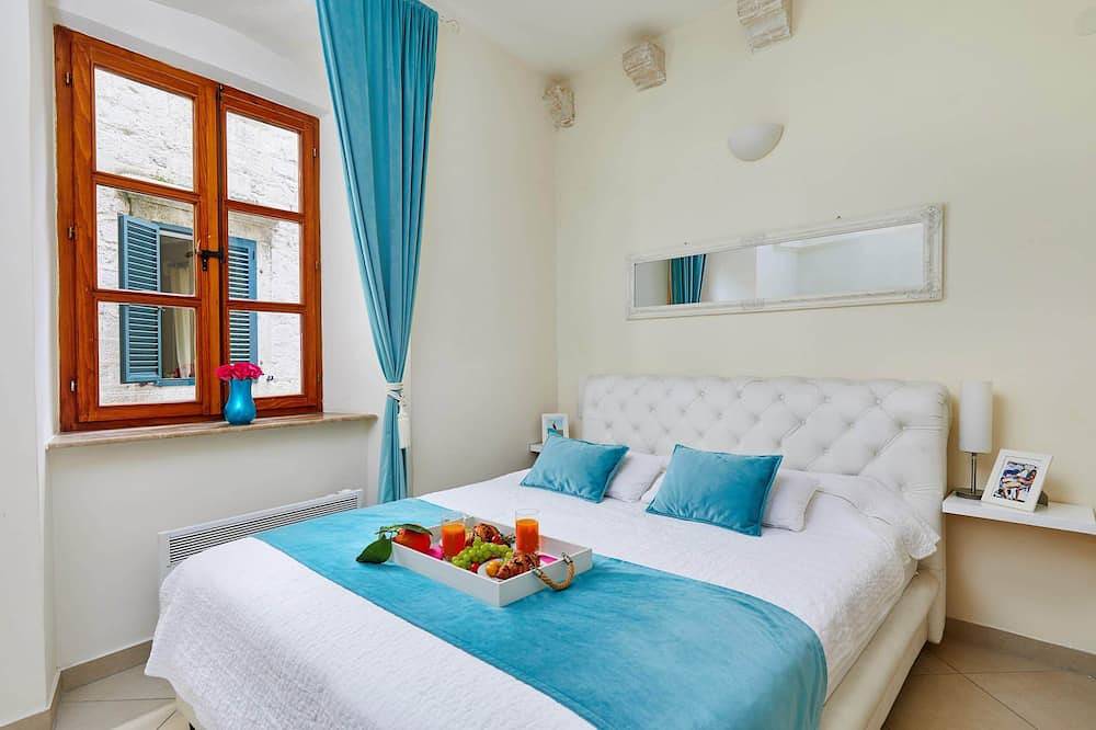 Ganze Wohnung, La Dolce Vita l ❤️ der Unesco Kotor Luxus 1bdr 50% Rabatt ideal freiberuflicher Hub in Kotor, Boka Kotorska