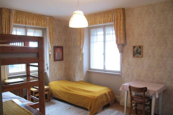 Ganze Wohnung, Liebevoll eingerichtete Ferienwohnung in massivem Vogesenhaus in Hohrod, Regionaler Naturpark Belchen der Vogesen