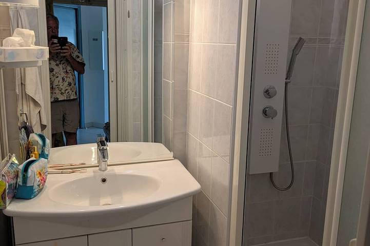 Gîte pour 5 personnes, avec terrasse dans Office De Tourisme Cavalaire - 4