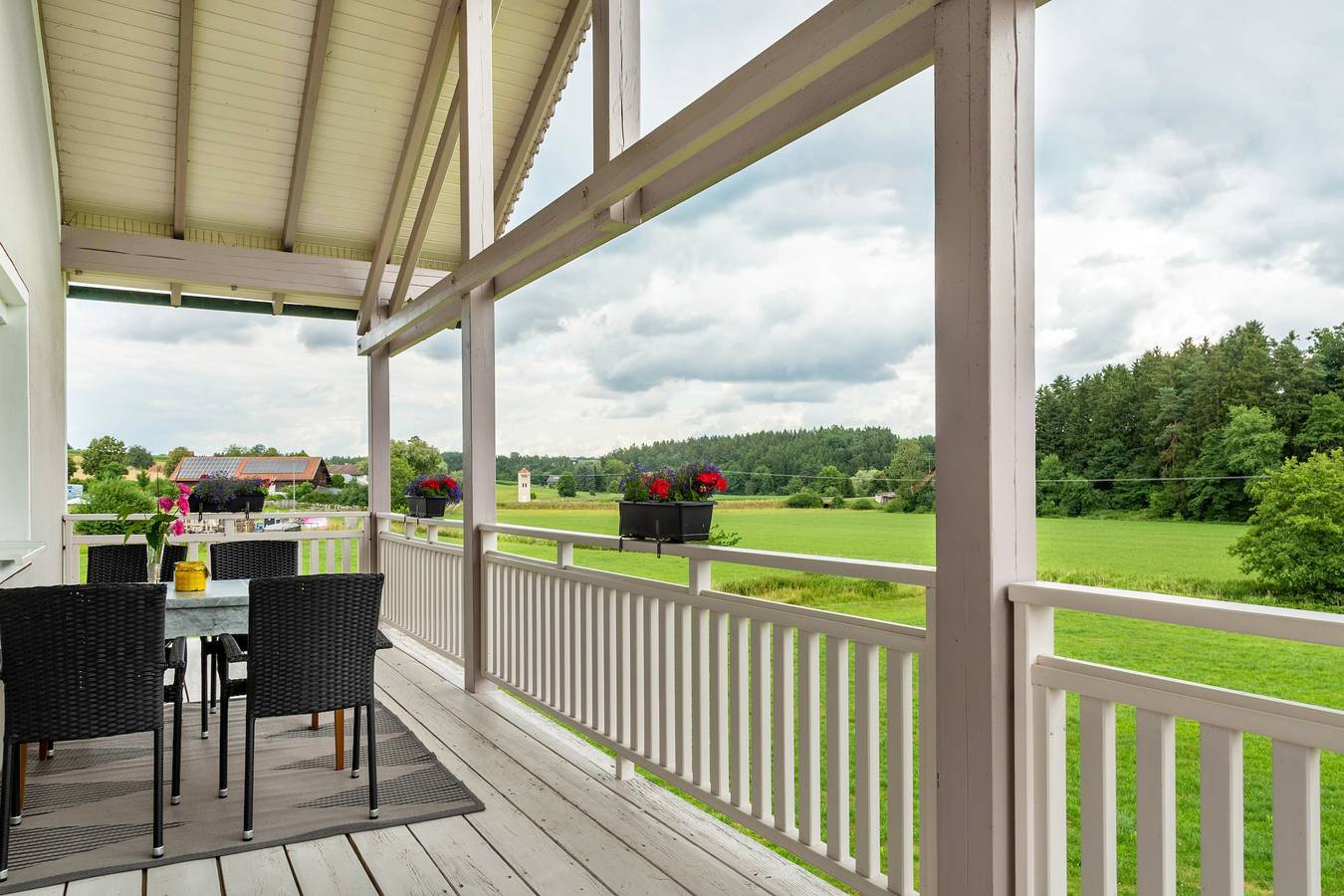 Ganze Wohnung, Ferienwohnung 'Mayerhofer 2' mit gemeinsamer Terrasse, gemeinsamem Garten und Wi-Fi in Arnstorf, Ostbayern