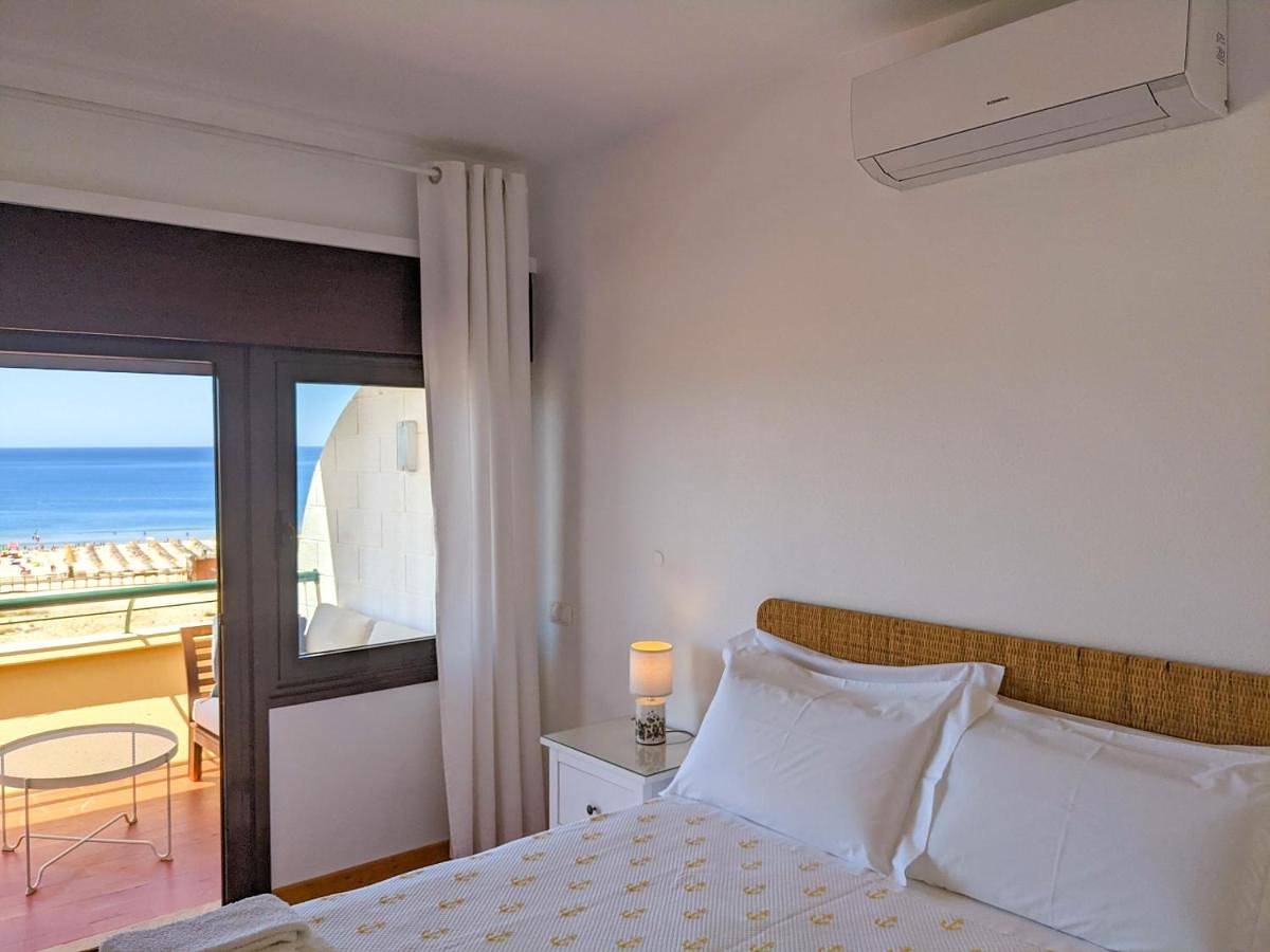Ganze Wohnung, One-Bedroom Apartment with Sea View in Praia de Monte Gordo, Monte Gordo