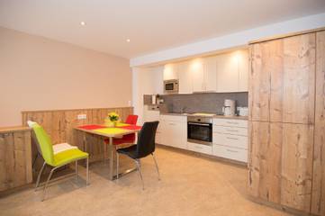 Hütte für 3 Personen, mit Garten und Sauna sowie Terrasse in Leutasch