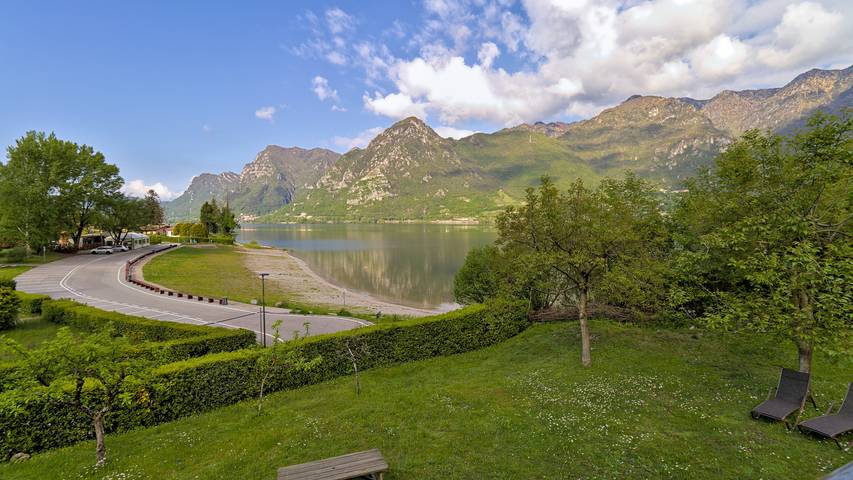 Ferienwohnung für 4 Personen, mit Balkon und Garten sowie Seeblick am Idrosee - 2