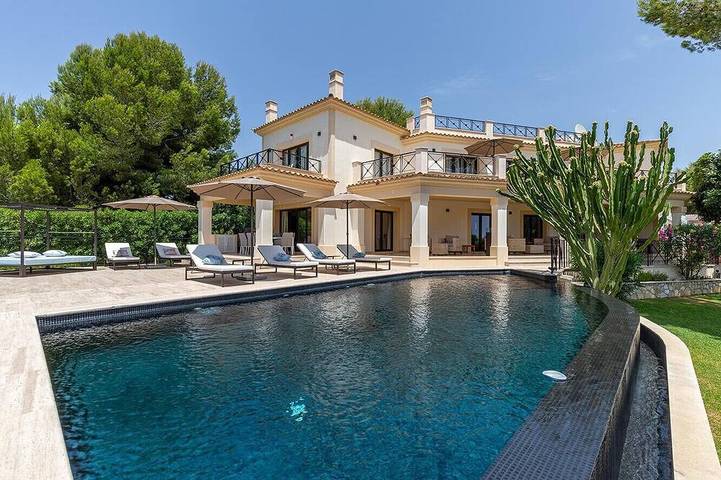 Villa für 10 Personen, mit Balkon und Garten in Santa Ponsa