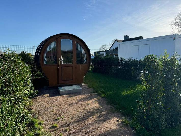 Camping voor 2 personen, with uitzicht and terras as well as tuin aan de Noordzee