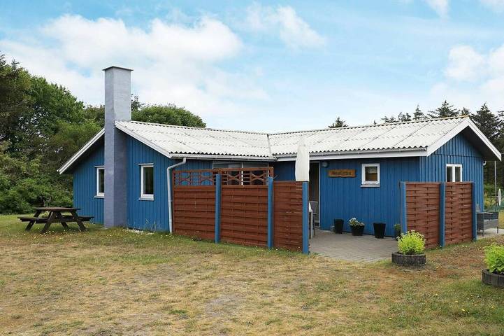 Ferienhaus für 6 Personen, mit Sauna und Whirlpool sowie Terrasse in Nr. Lyngby