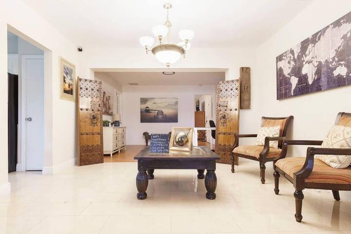 Maison d’hôte pour 2 personnes, avec jardin ainsi que terrasse et piscine à Miami