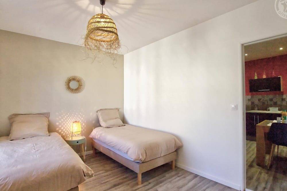Appartement entier, Appartement Authentique et Confortable avec Wifi, Parking Gratuit et Cuisine Équipée à Saint-Galmier in Saint-Galmier, Montbrison