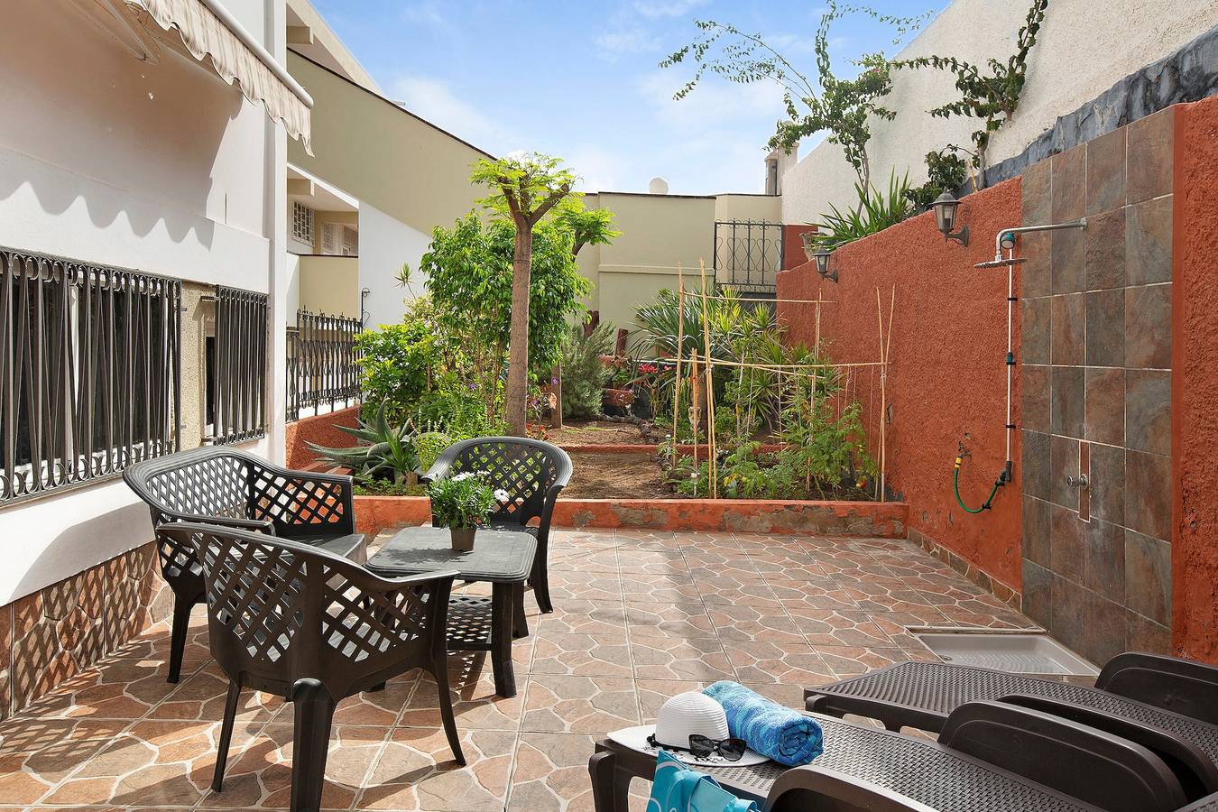 Appartement entier, Appartement de vacances "Soledad Beach Playa de Las Burras" avec piscine in San Agustin, San Bartolomé de Tirajana