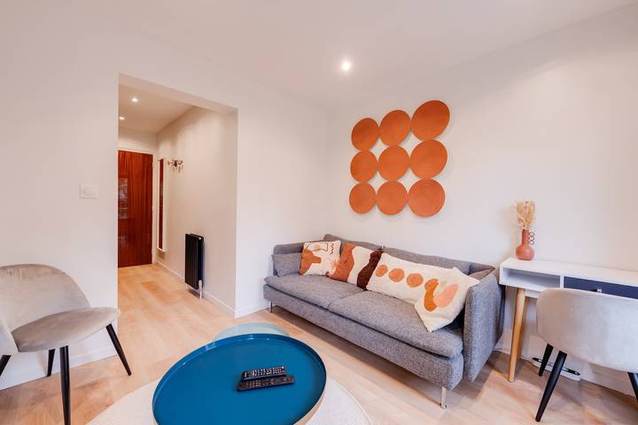 Ganze Wohnung, Ferienwohnung für 2 Personen mit Balkon in Annecy, Annecy (Gemeinde)