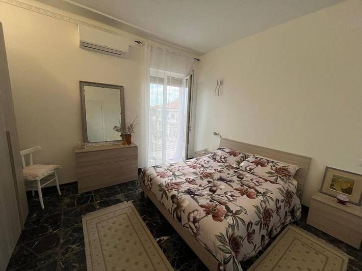Gîte pour 4 personnes, avec Balcon ainsi que Terrasse et Vue à San Martino in Pensilis - 3