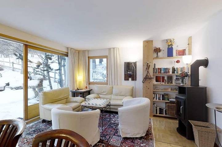 Ferienwohnung für 7 Personen, mit Balkon und Garten in Pontresina