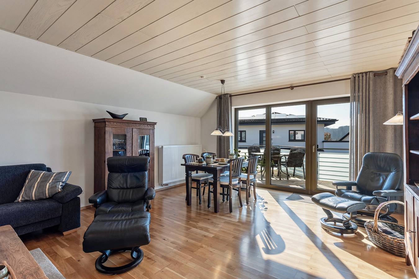 Ganze Wohnung, Apartment 'Vista-Homert' mit Bergblick, Balkon und Wlan in Eslohe, Hochsauerlandkreis