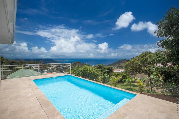 Location de vacances pour 6 personnes, avec terrasse ainsi que jardin et piscine à Sainte-Luce - 3