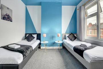 Holiday Rental for 6 People in Coventry, Heart of England, Photo 2