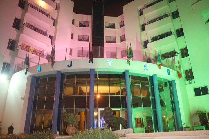 Hôtel pour 2 personnes, avec vue et jardin ainsi que bassin pour enfant et piscine à Agadir - 4