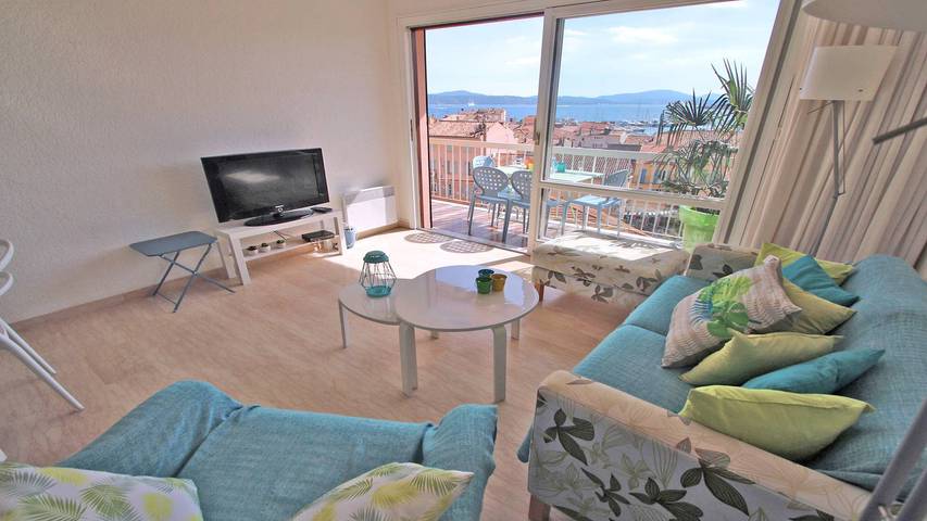 Gîte pour 5 personnes, avec terrasse, adapté aux familles dans Plage De La Croisette Sainte Maxime - 3