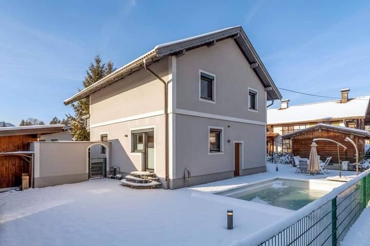 Ferienhaus für 8 Personen, mit Garten