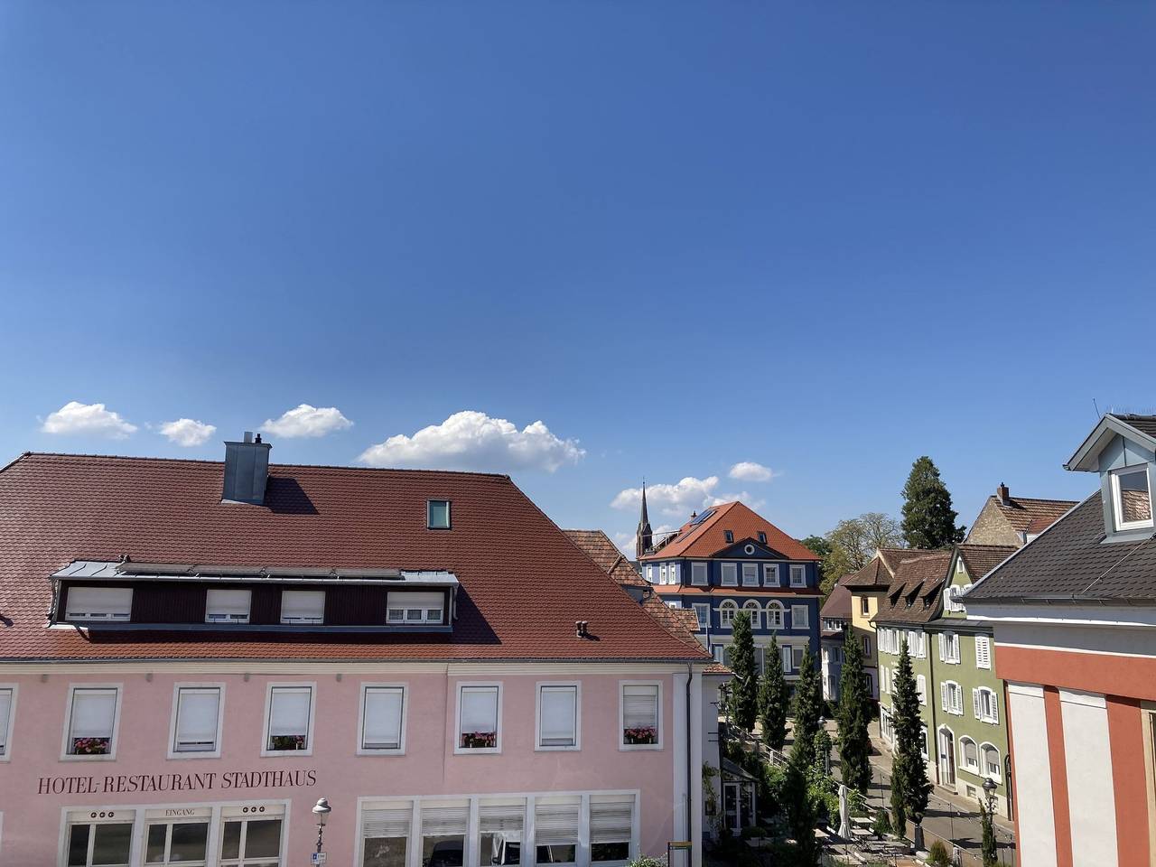 Ganze Wohnung, Apartment 'Mit 75qm' mit Balkon und Wlan in Müllheim, Südschwarzwald
