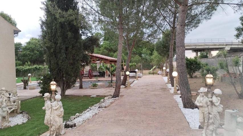 Casa de vacaciones para 16 personas, con vistas además de jardín y piscina en Provincia de Valladolid - 3