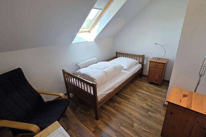 Ferienwohnung für 5 Personen, mit Balkon in Zislow - 3