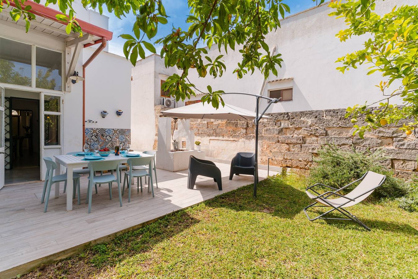 Villa "Dimora Della Quercia" con 2 terrazze private, vasca idromassaggio privata e Wi-Fi in Taviano, Golfo di Taranto