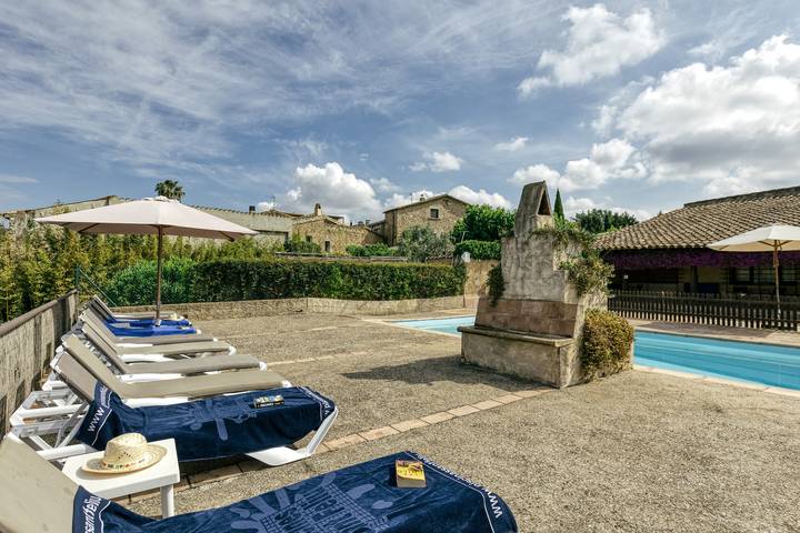 Chalet para 20 personas, con piscina para niños y jardín, Familias con niños en Alt Empordà - 3