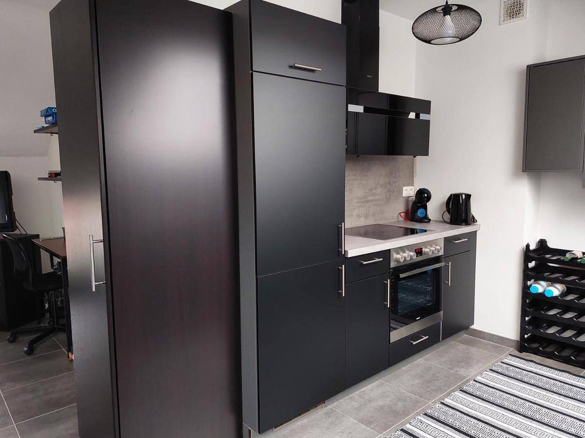 Appartement entier, One-Bedroom Apartment in Tilff, Esneux