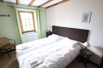 Gîte pour 6 Personnes dans Olloix, Région de Clermont-Ferrand, Photo 1