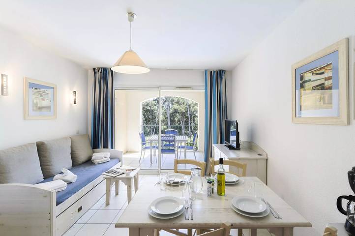 Gîte pour 4 personnes, avec piscine dans La Coudoulière - 4