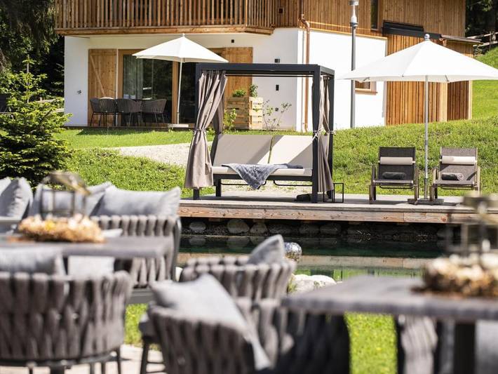 Chalet für 8 Personen, mit Terrasse und Garten sowie Pool und Sauna in Tamsweg