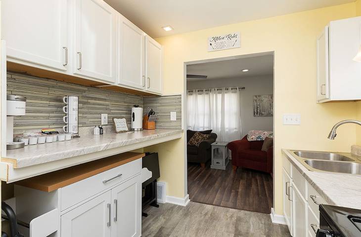 Vacation rental for 6 people, with yard, with pets in Des Moines