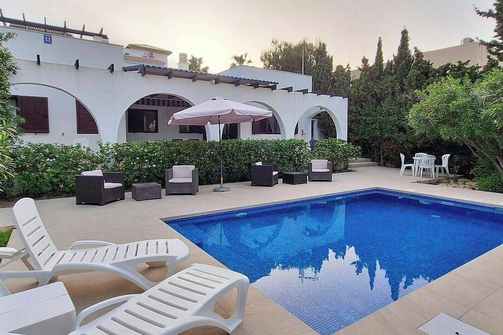 Villa im ibizenkischen Stil an der Costa Blanca in Torrevieja, Costa Blanca