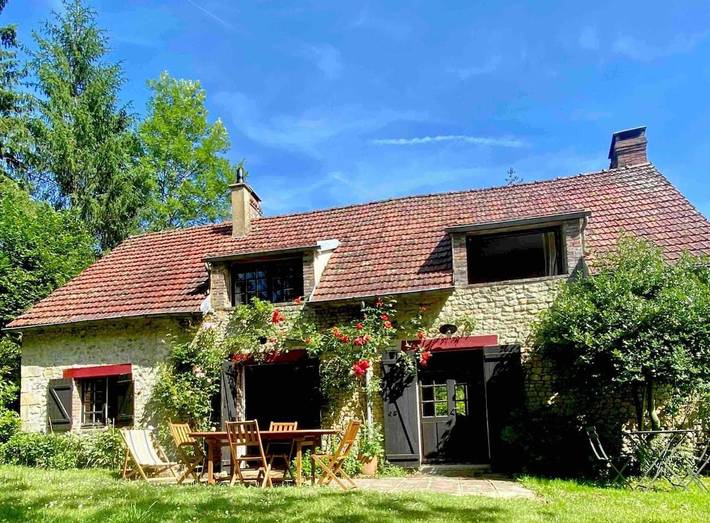 Gîte pour 6 personnes, avec jardin dans Saint-Agnan-sur-Sarthe